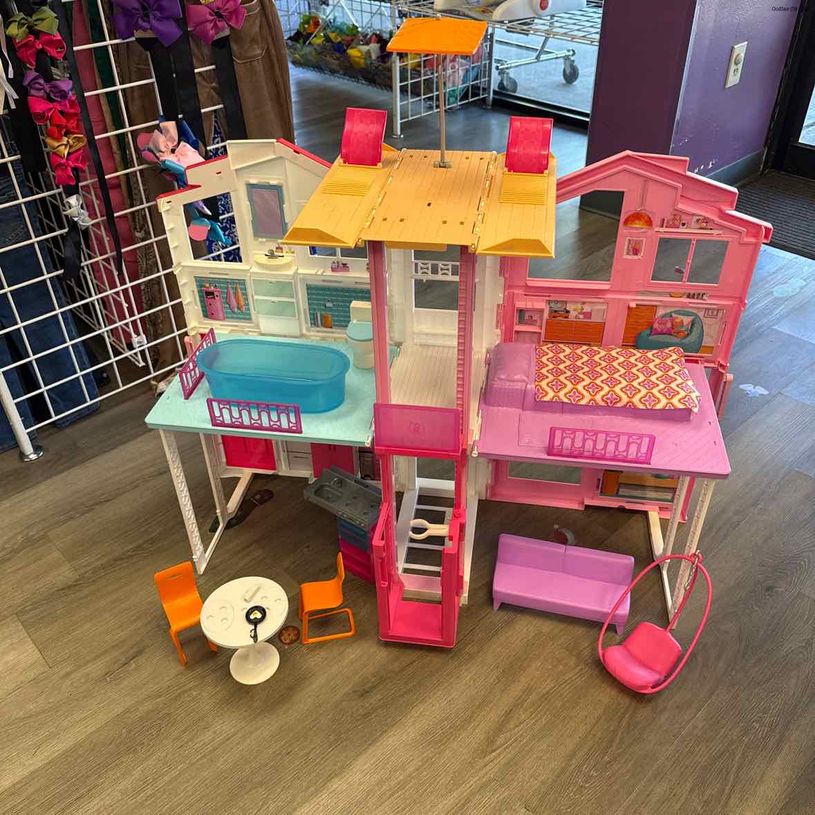 Barbie Pink Dollhouse