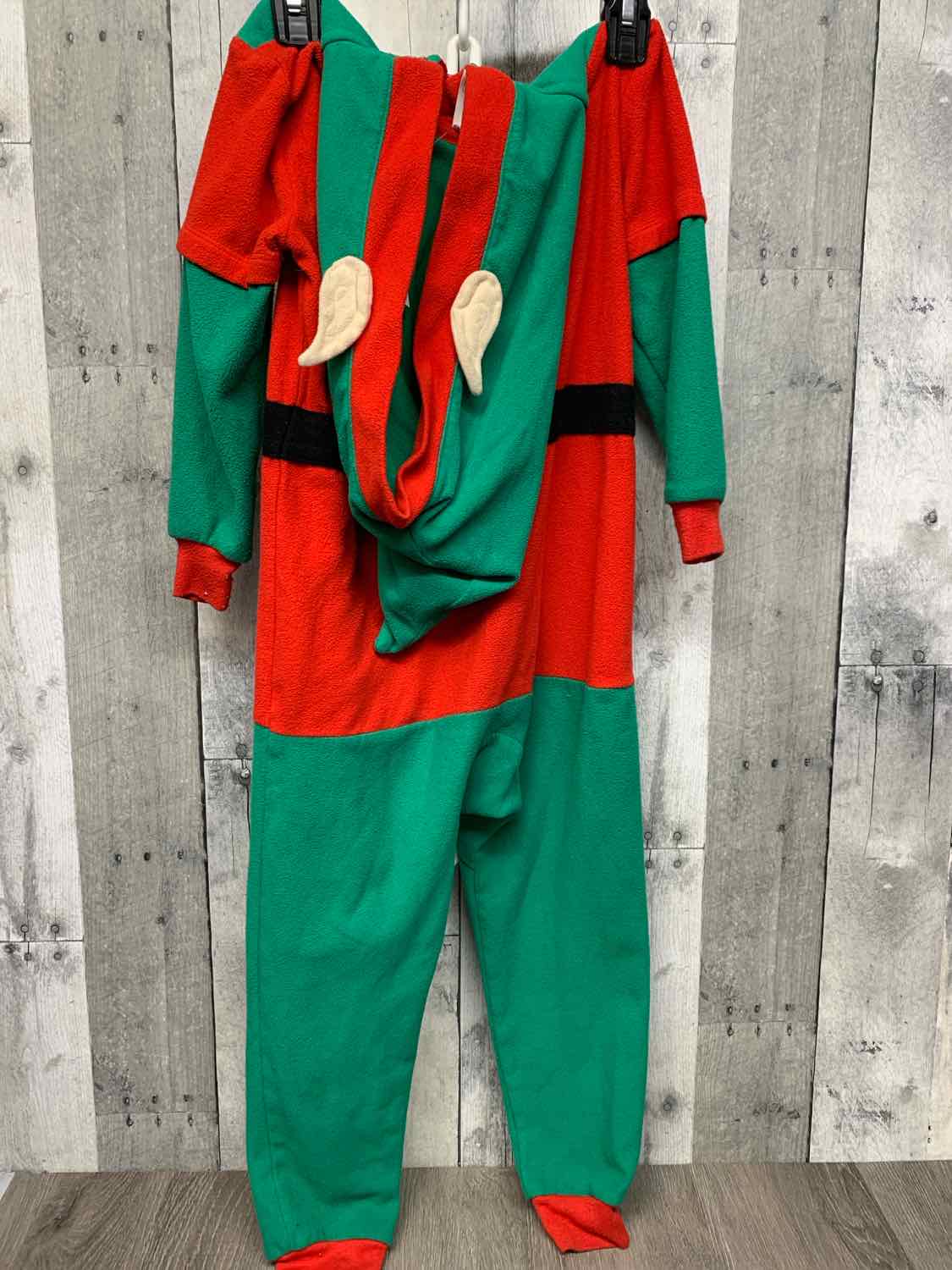 Size 4 Green/Red Cat & Jack Footy PJs