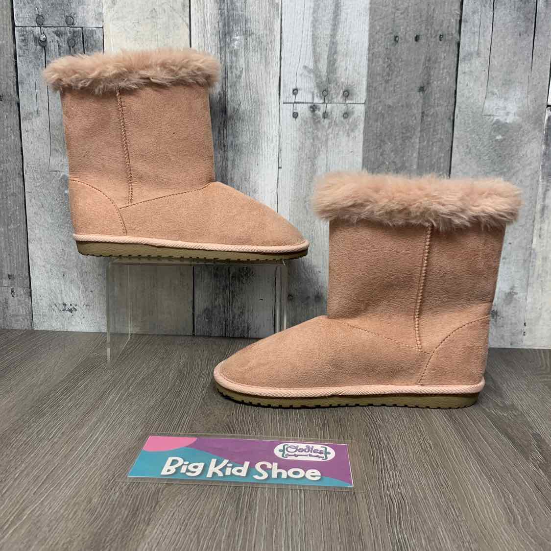 Size 5 Pink Children's Place Boots