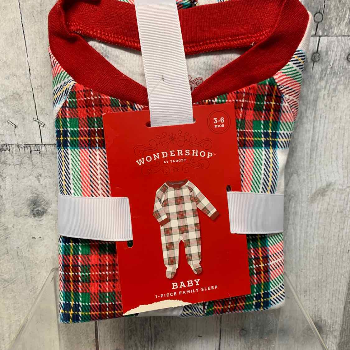 Size 3-6 Months Red/White Holiday Brands Footy PJs