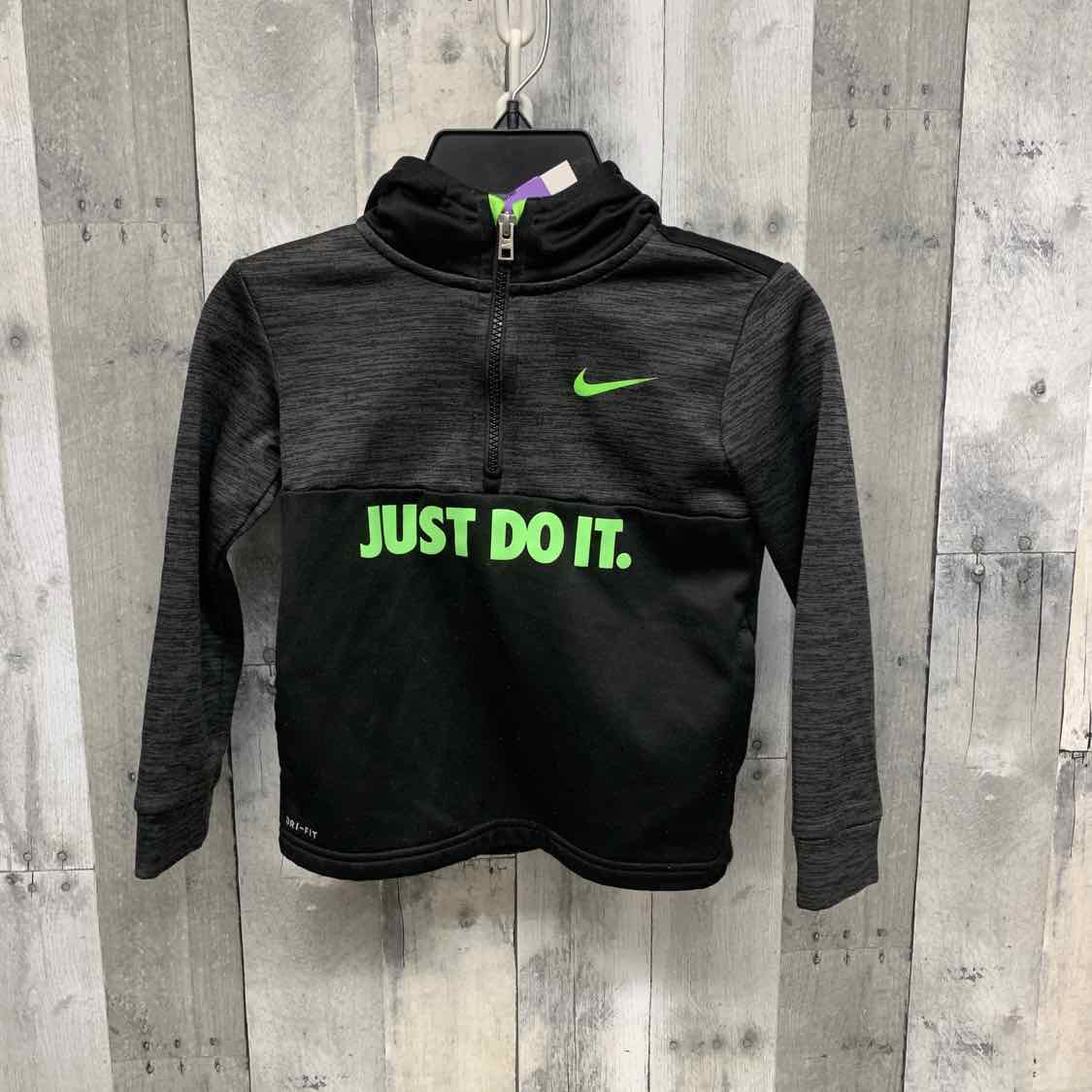 Size 4T Black/Green Sport Brand Pull Over
