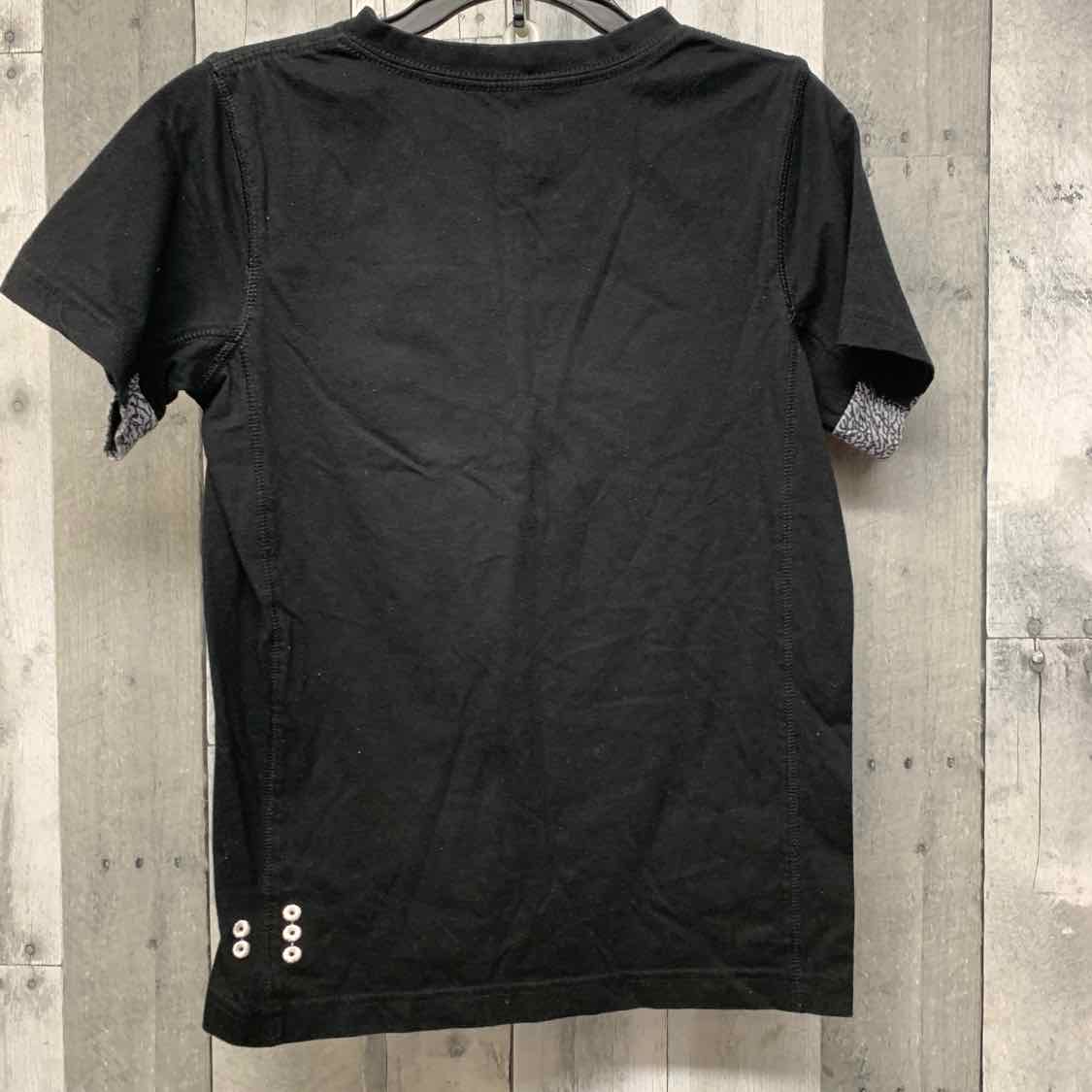 Size Medium Black/Gray Sport Brand T Shirt - OodlesCB