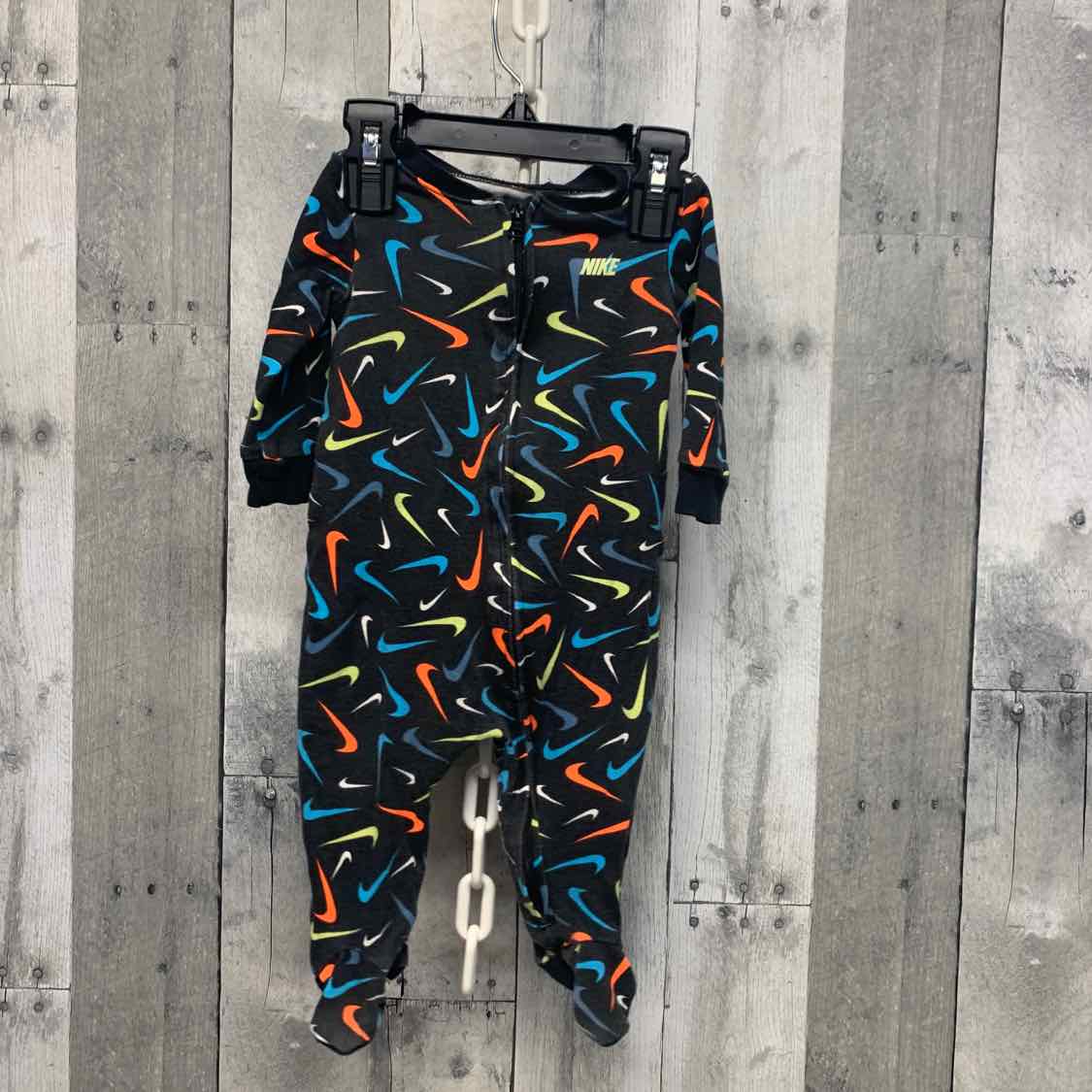Size 6 Months Black Print Sport Brand Footy PJs