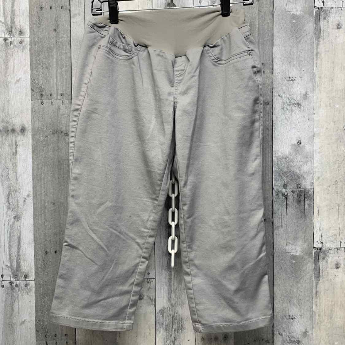 Size L Gray Motherhood Capris