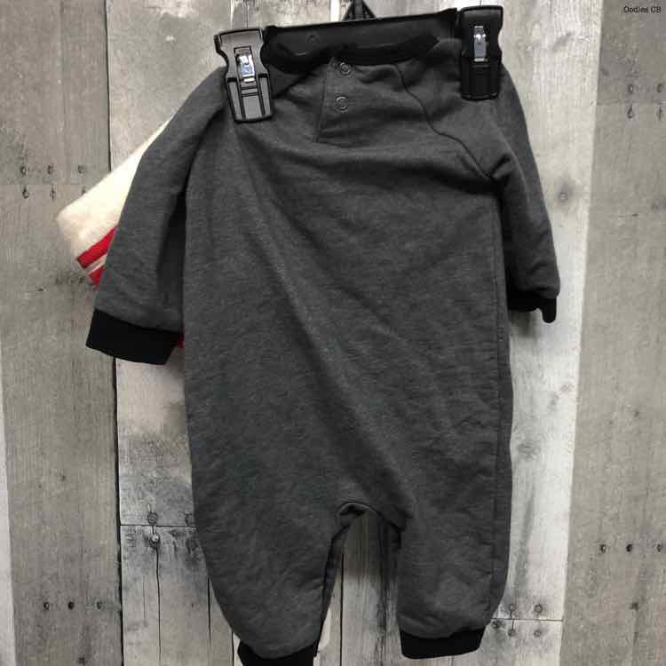 Size 3-6 Months Gray/Red Holiday Brands Romper
