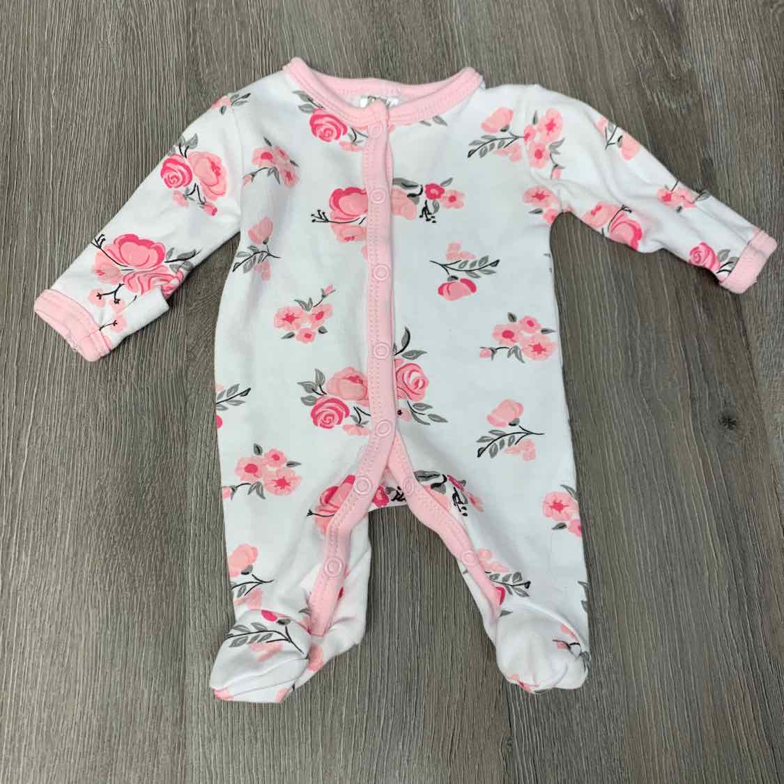 Size Preemie White/Pink Mid Brand Footy PJs