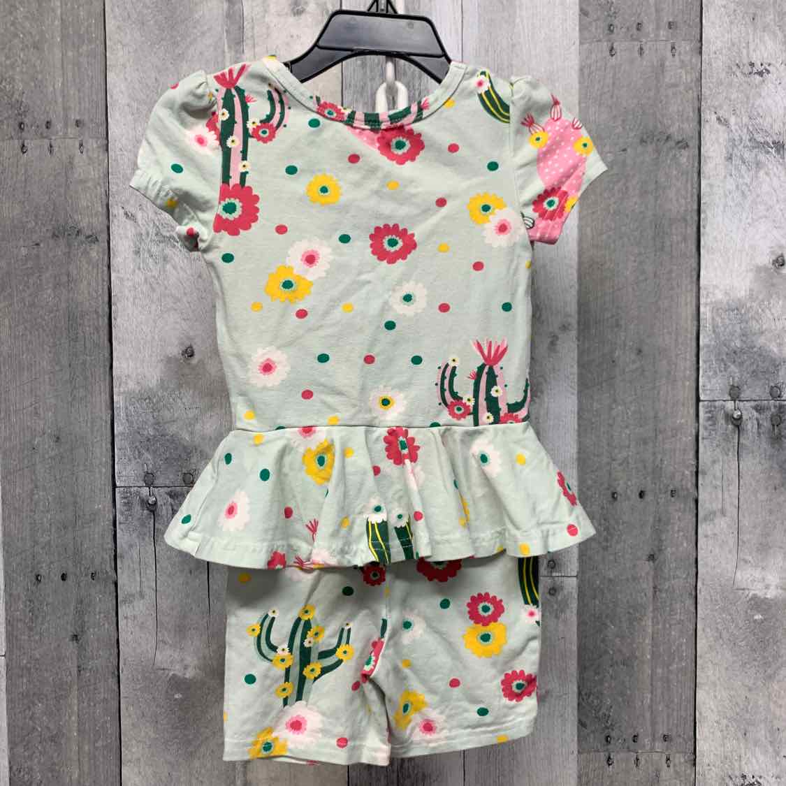 Size 2T Green Floral Print Dot Dot Smile Romper - OodlesCB