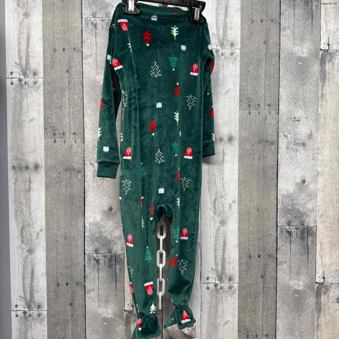Size 24 Months Green Print Carter's Footy PJs