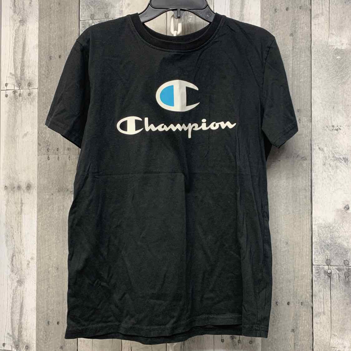 Size 18/20 Black/Blue Champion T Shirt