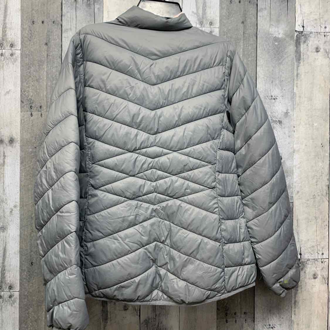 Size Large Gray Magellan Outdoors Heavy Jacket