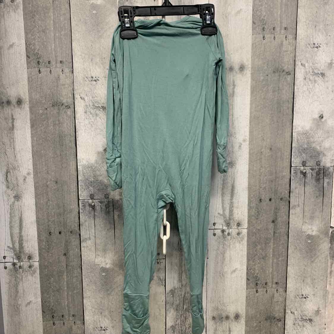 Size 12-18 Months Green Boutique Brand Footy PJs