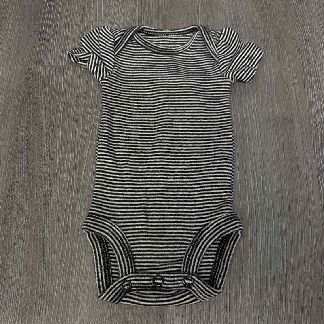 Size Preemie Black/White Carter's Bodysuit
