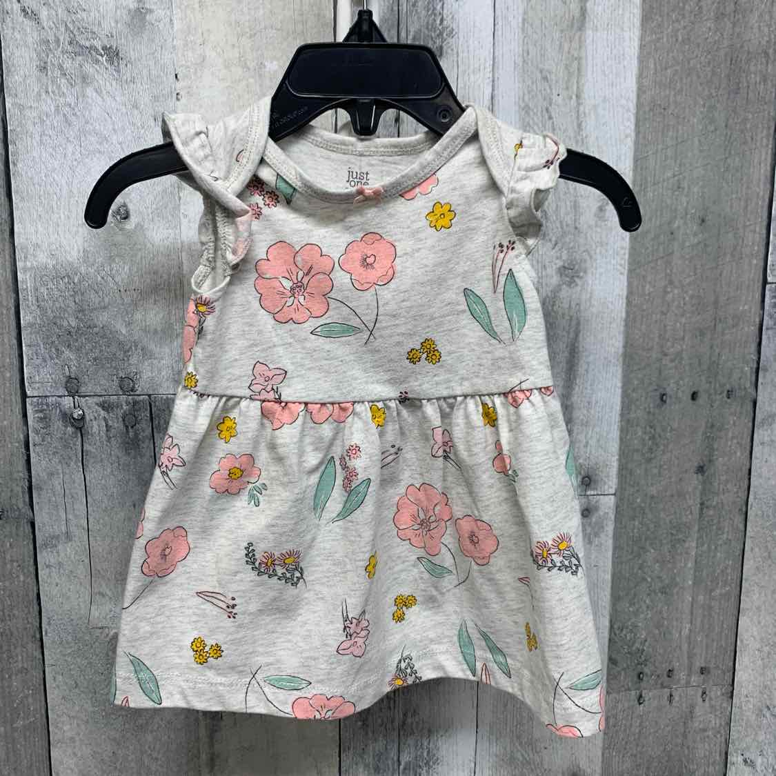 Size 3 Months Gray Floral Print Just One You Dress