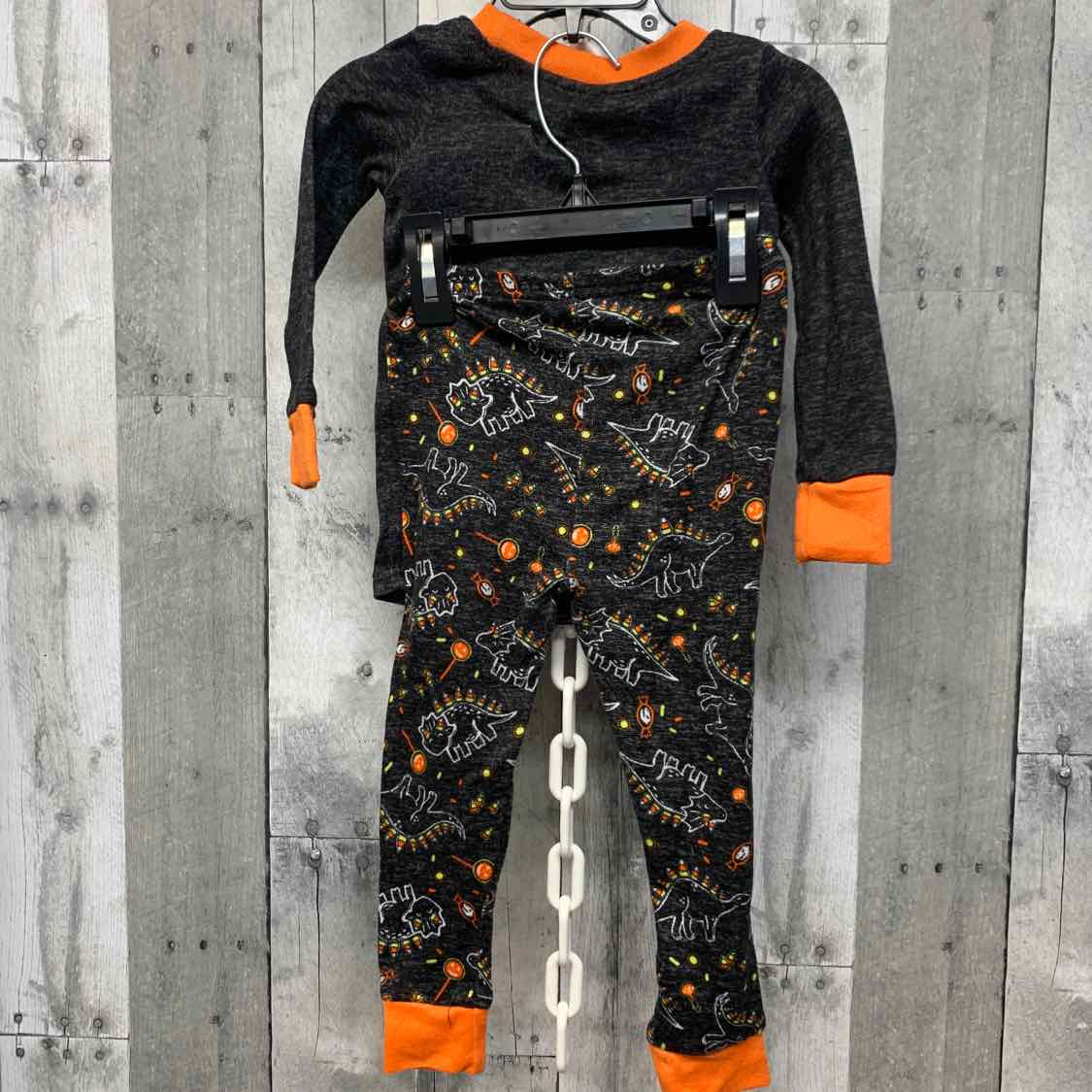 Size 2T Black/Orange Holiday Brands 2pc PJs