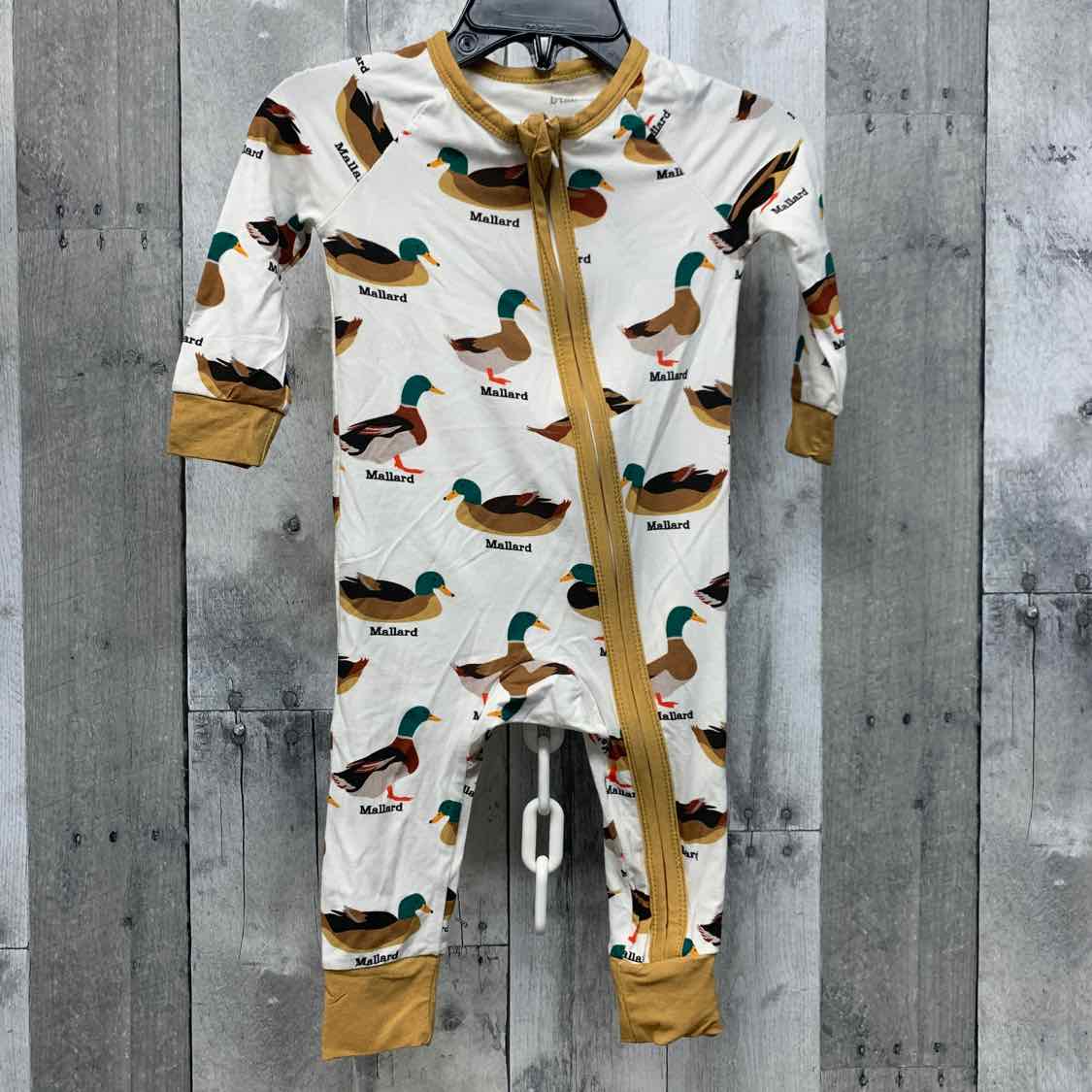 Size 6-9 Months White/Tan Bamboo Footy PJs