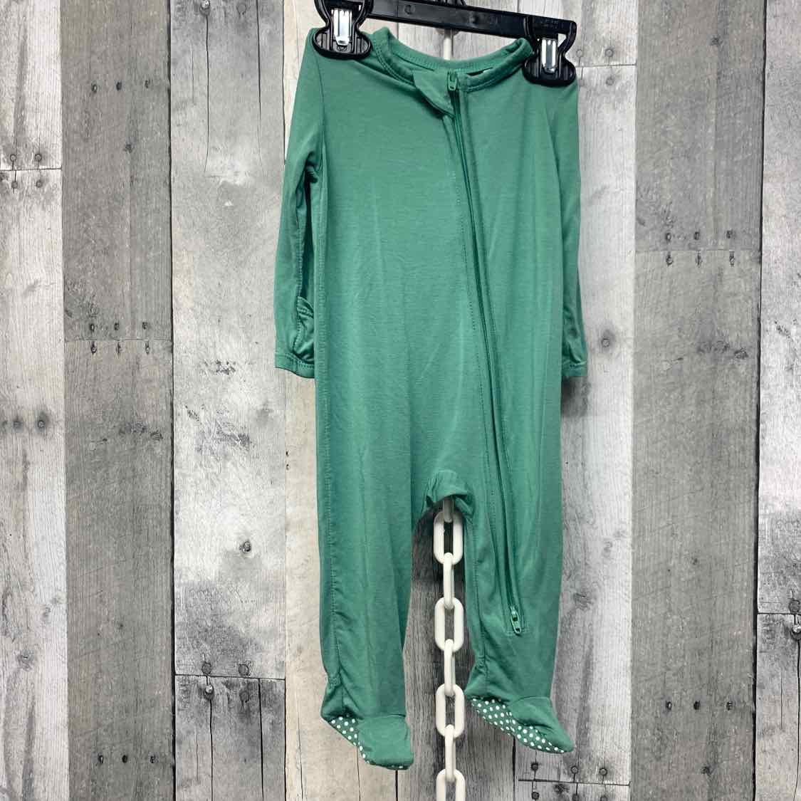 Size 3-6 Months Green Bamboo Footy PJs - OodlesCB