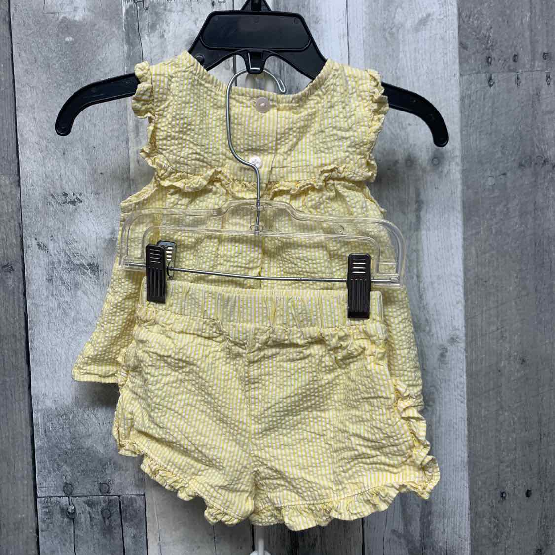 Size 12 Months Yellow Starting Out Shirt/Shorts - OodlesCB