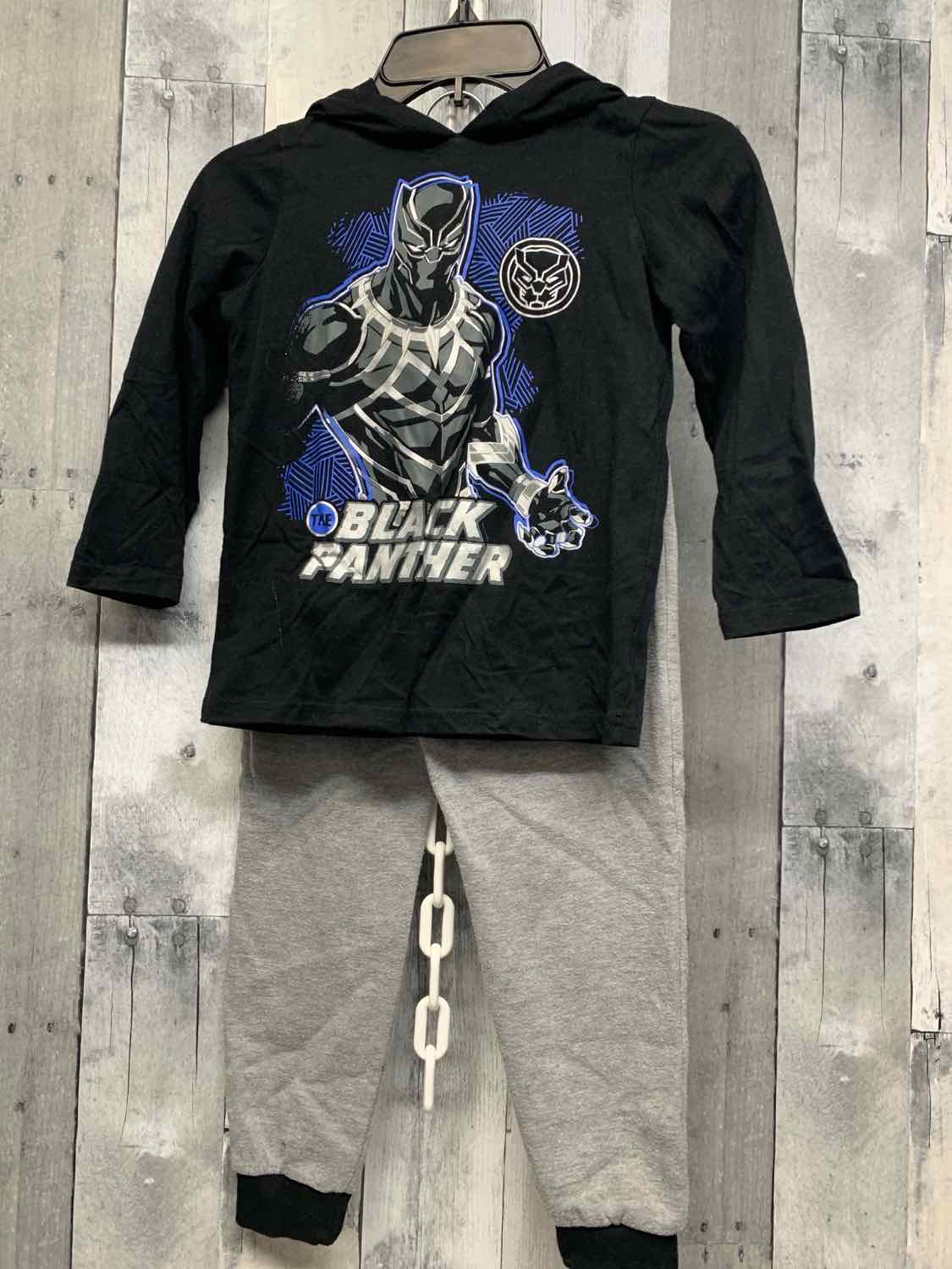 Size 5T Black/Gray Marvel Shirt/Pants