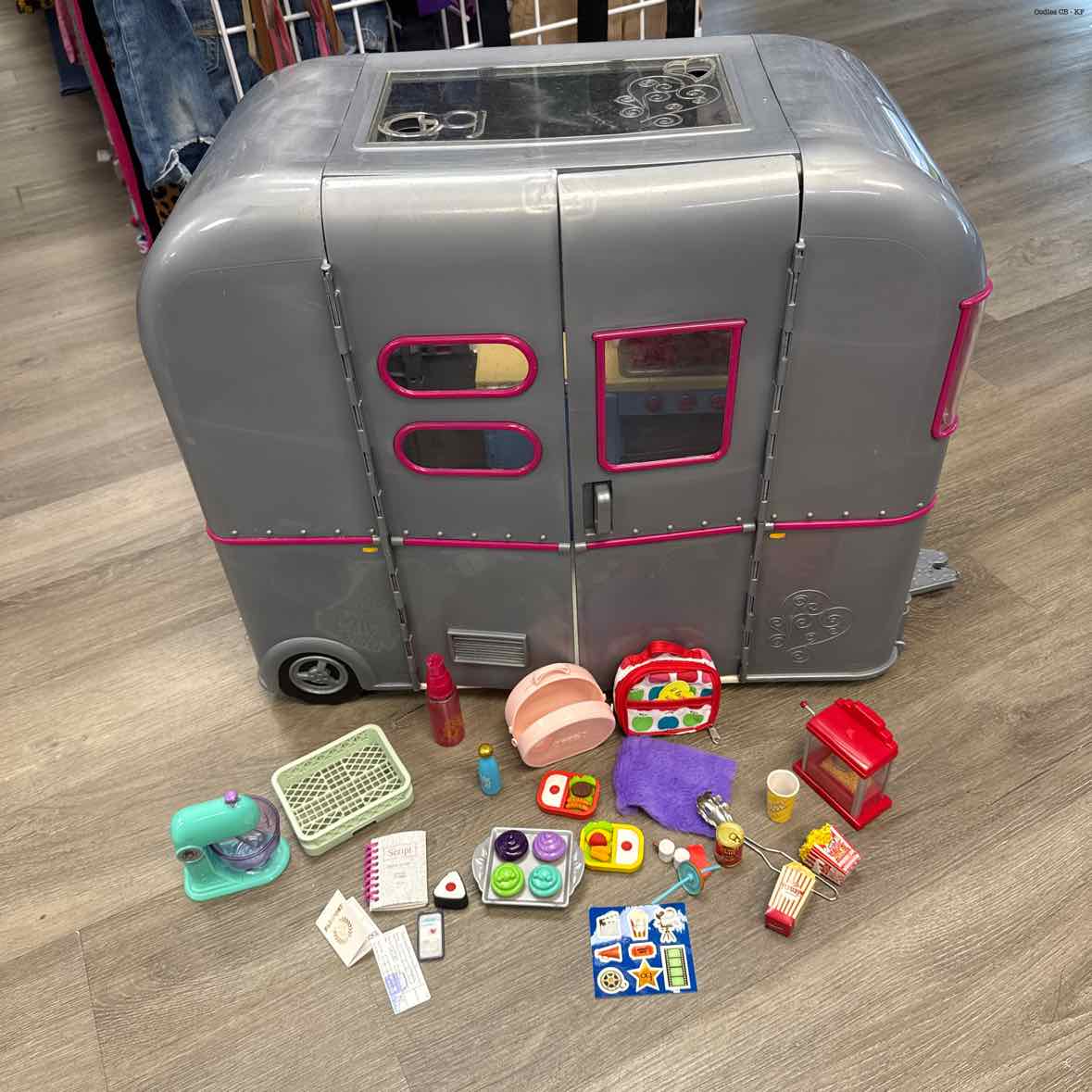 Our Generation Gray Doll Playset - OodlesCB