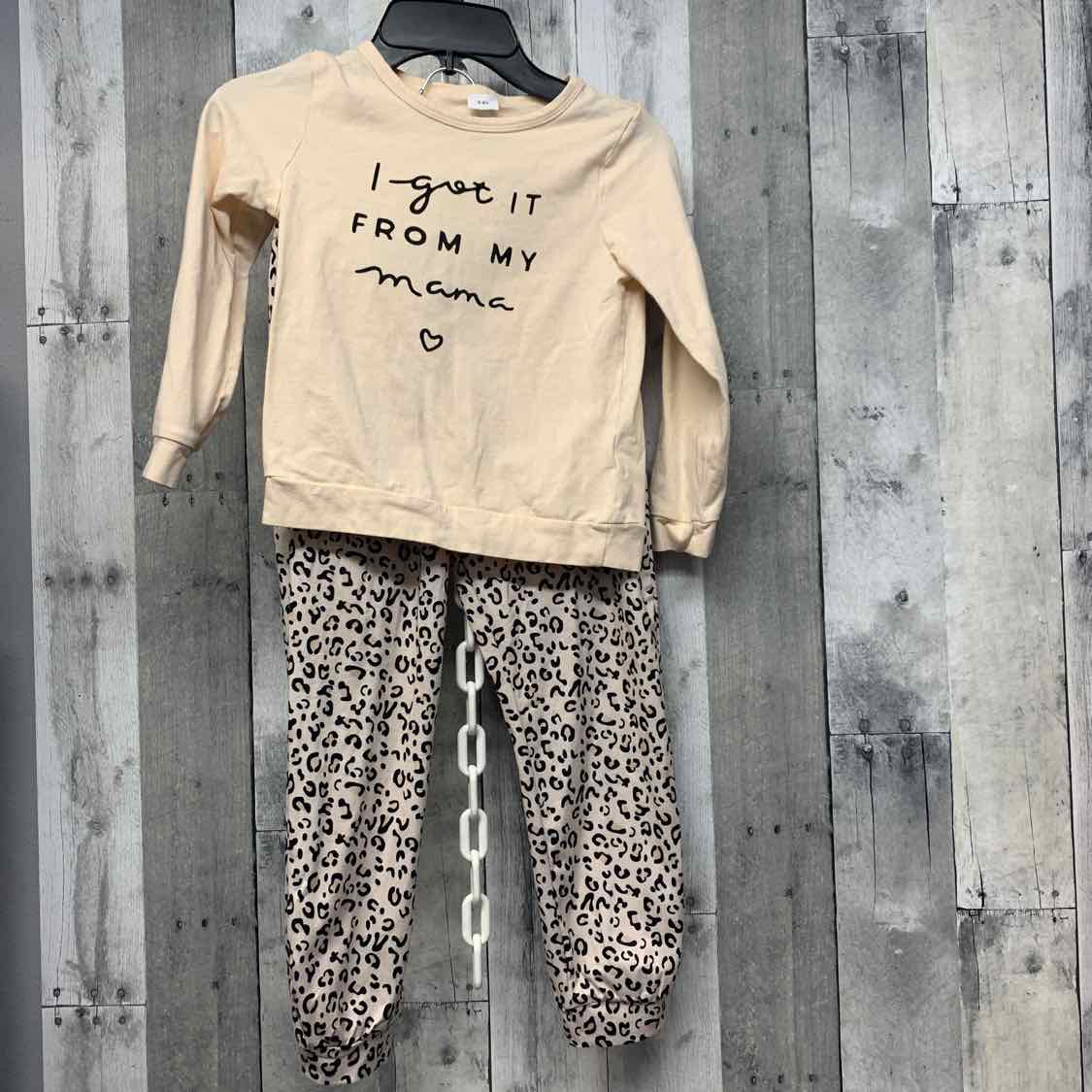 Size 5/6 Tan Animal Print Mid Brand Shirt/Leggings
