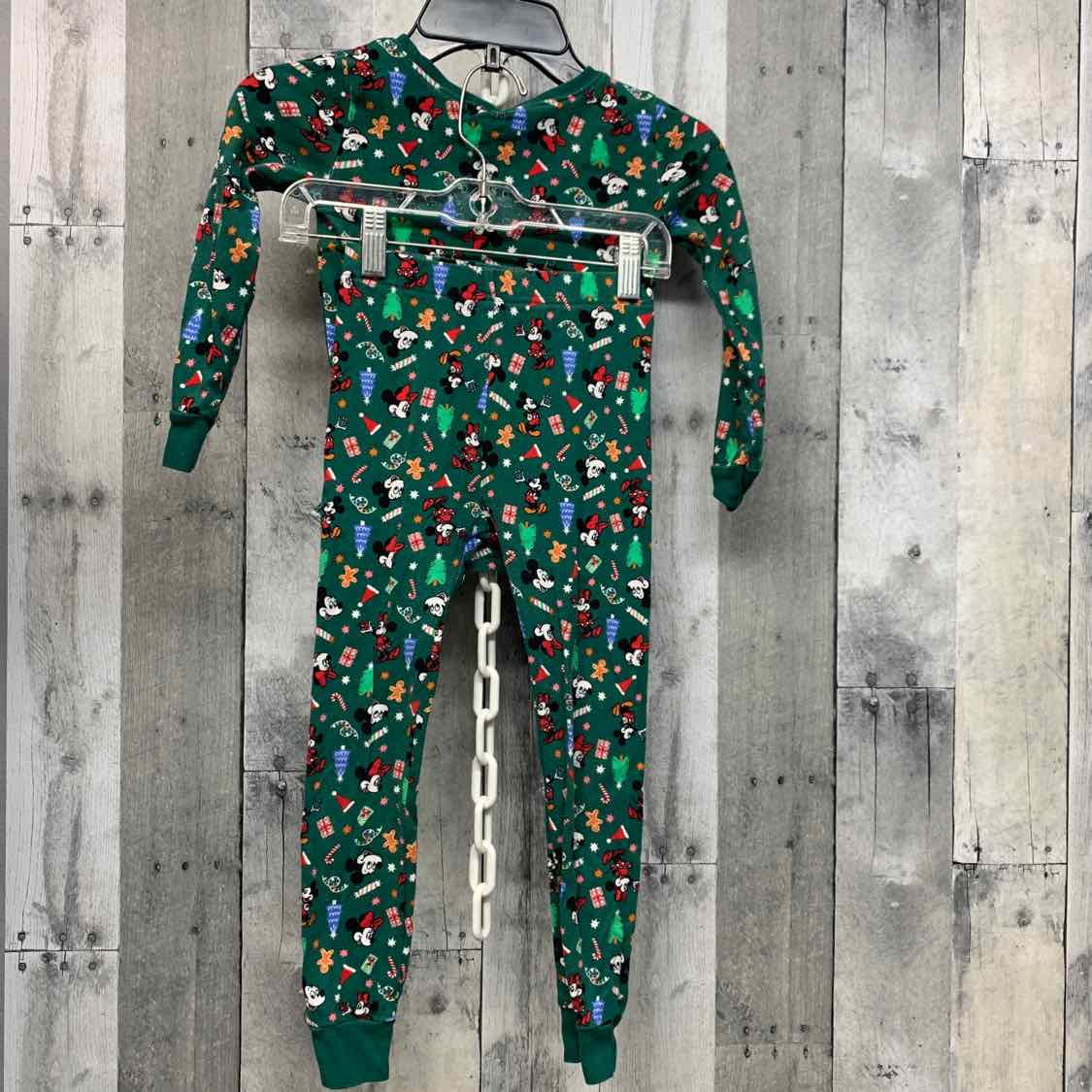 Size 5T Green Print Old Navy 2pc PJs