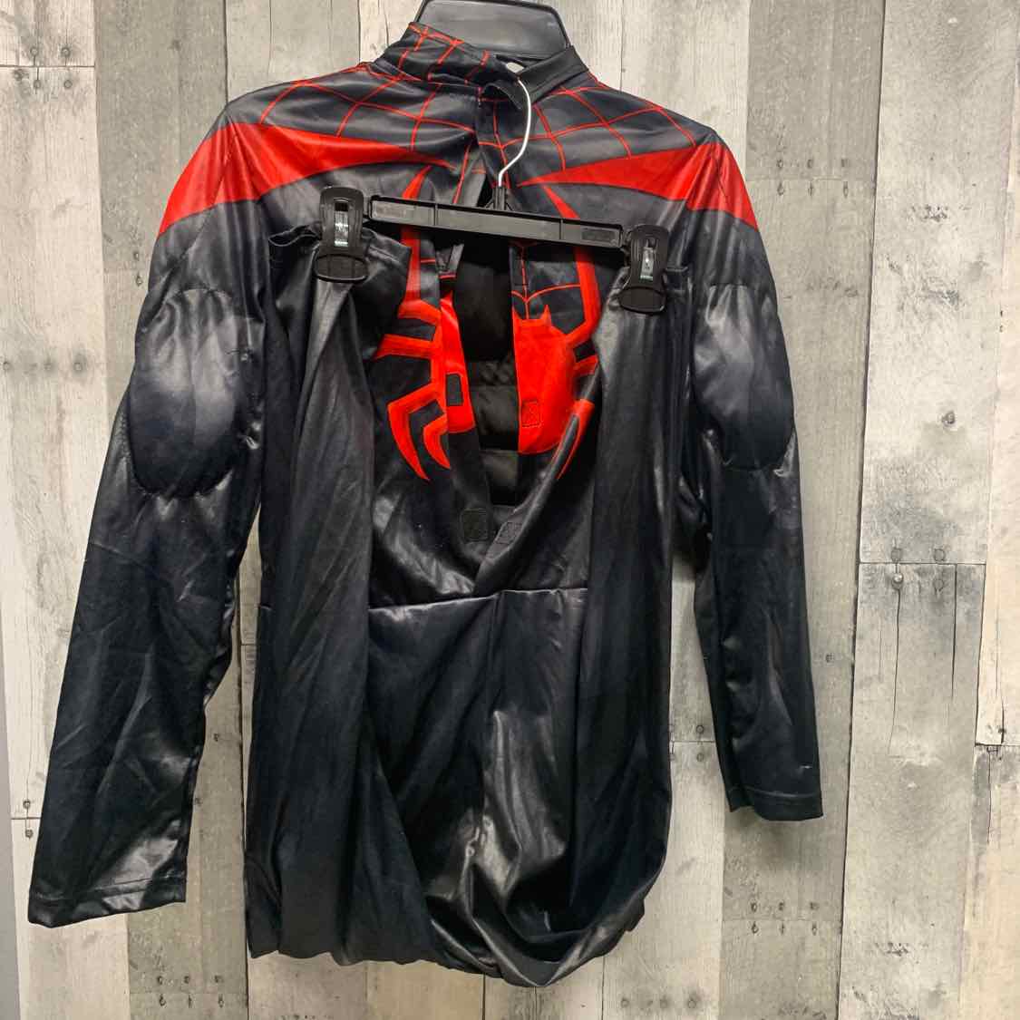 Disney Black/Red Size 9 Halloween Costume - Big Kid
