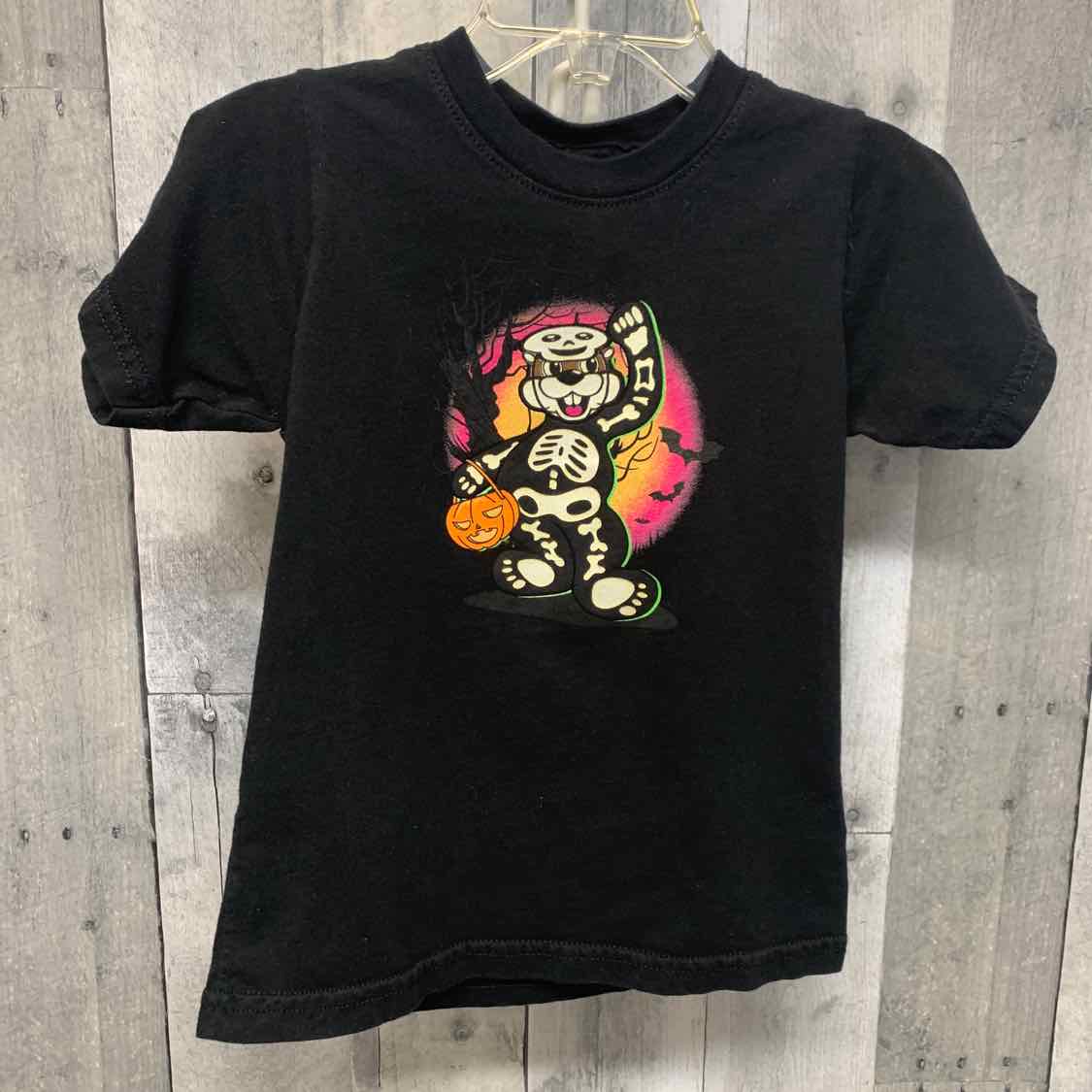 Size 3T Black Graphic B Brand T Shirt