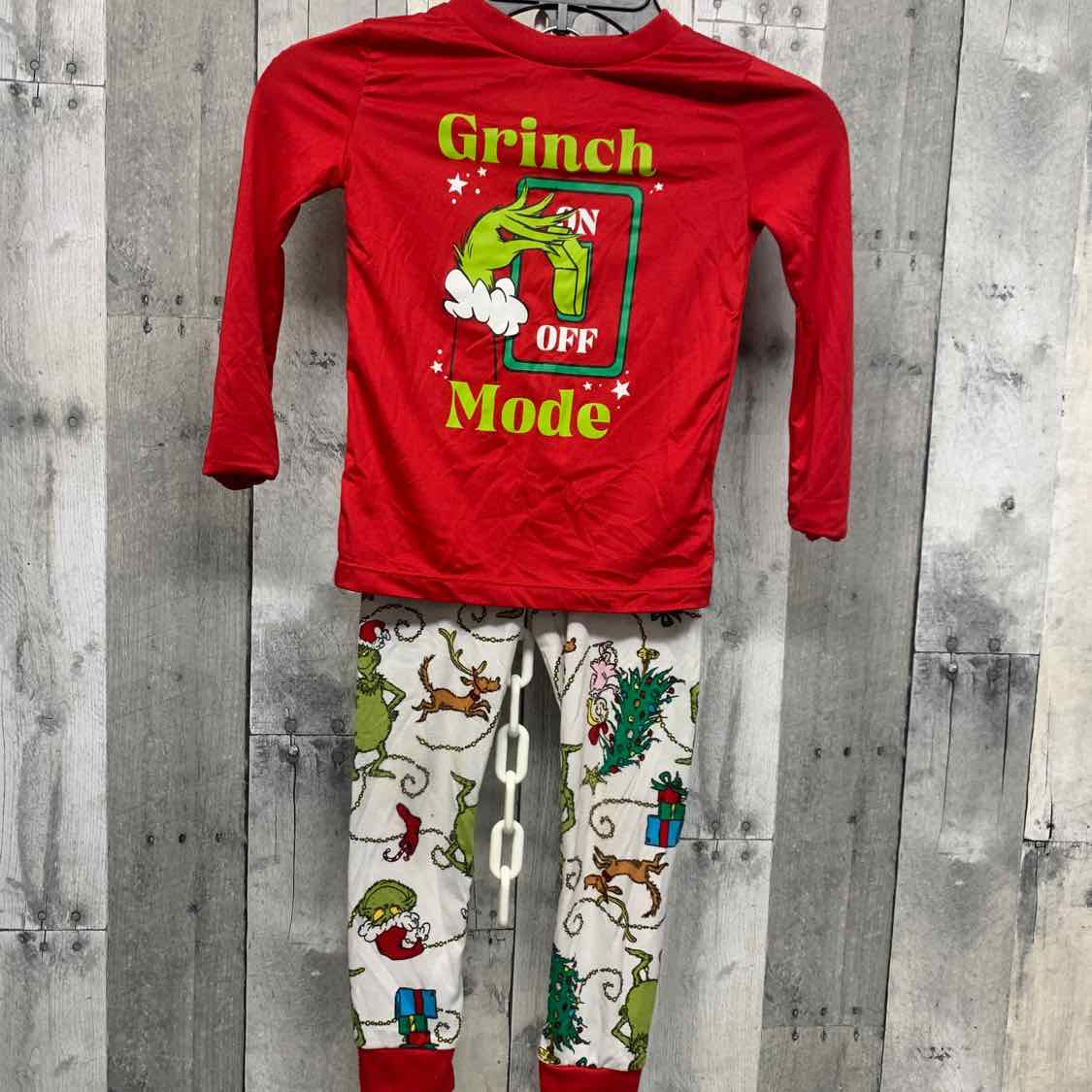 Size 5T Red Dr Seuss 2pc PJs