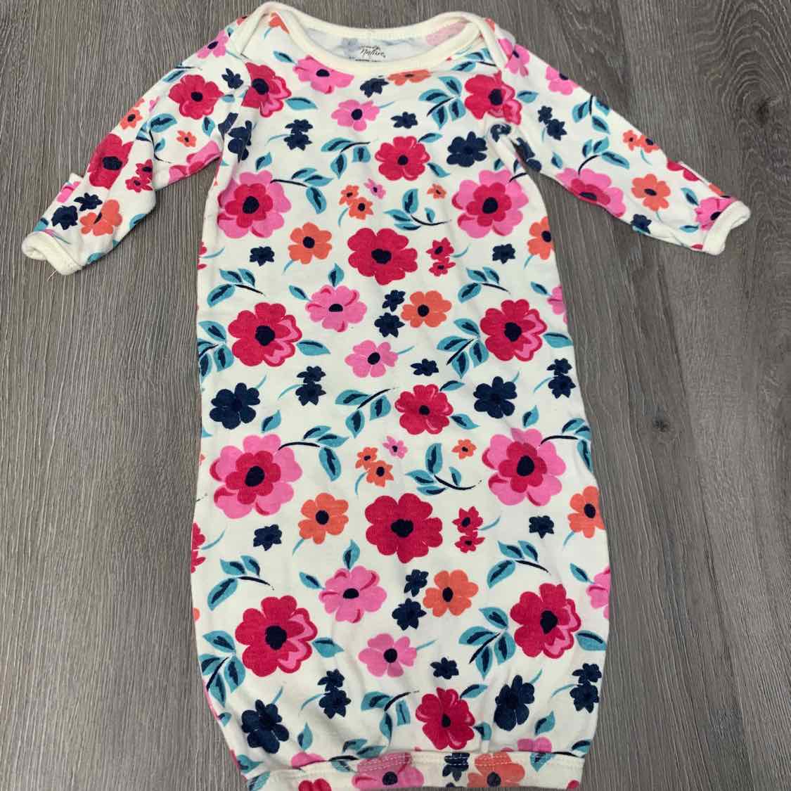 Size Preemie White/Pink B Brand Layette