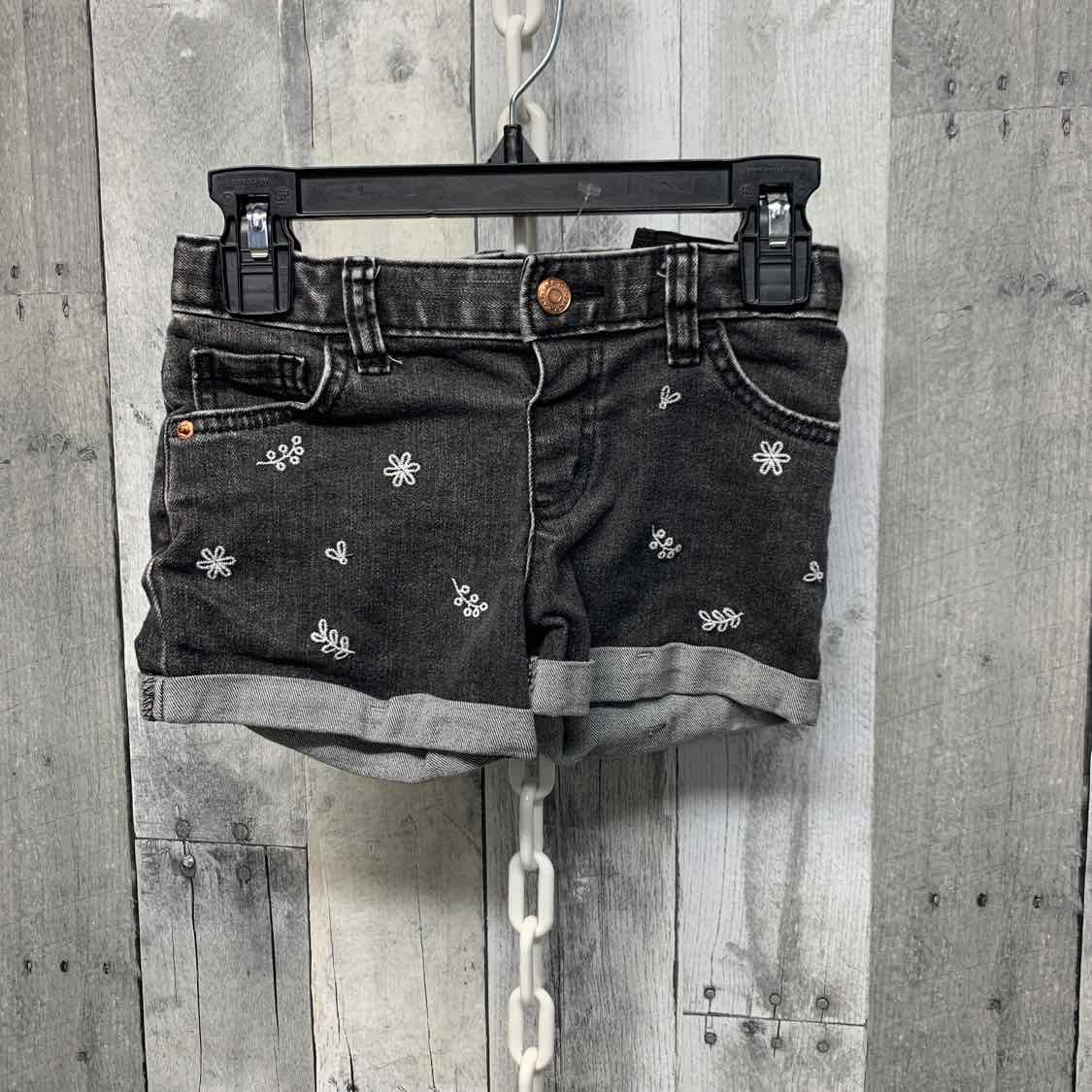 Size 5T Black Print Cat & Jack Shorts