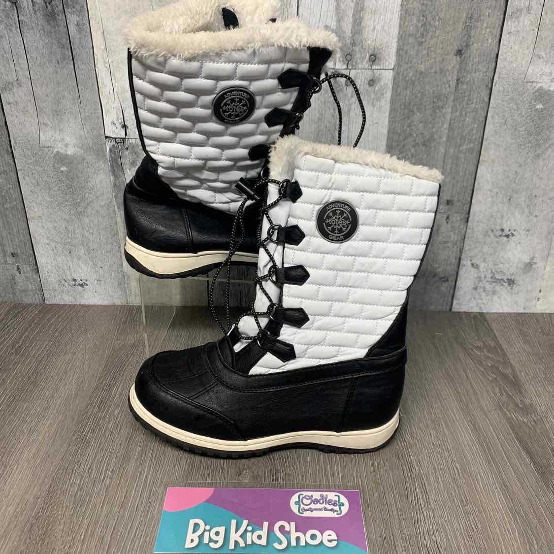 Size 6 White/Black B Brand Snow Boots