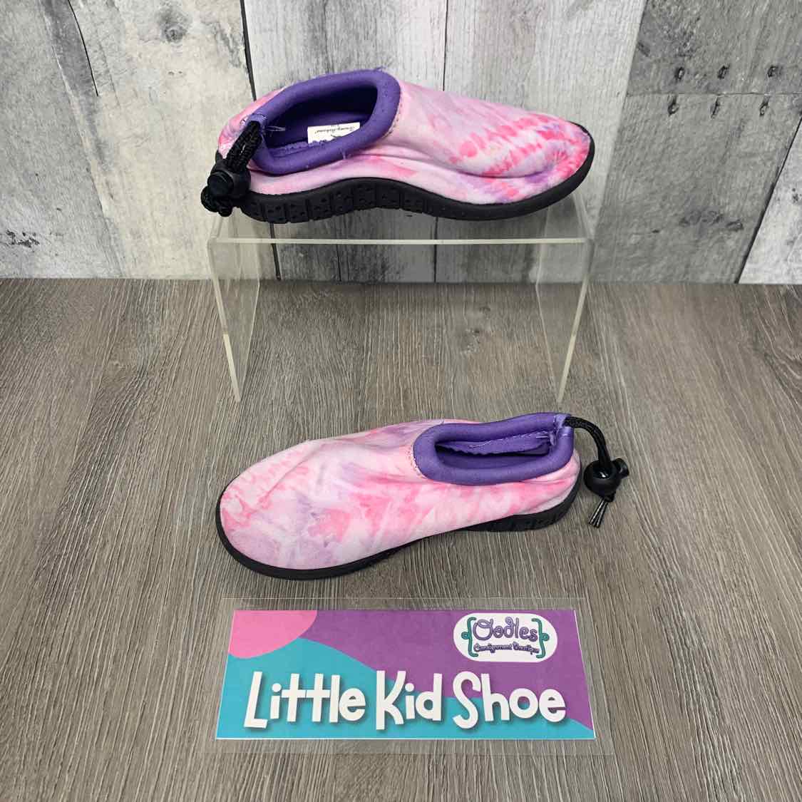 Size 7/8 Pink/Purple Tommy Bahama Water Shoes