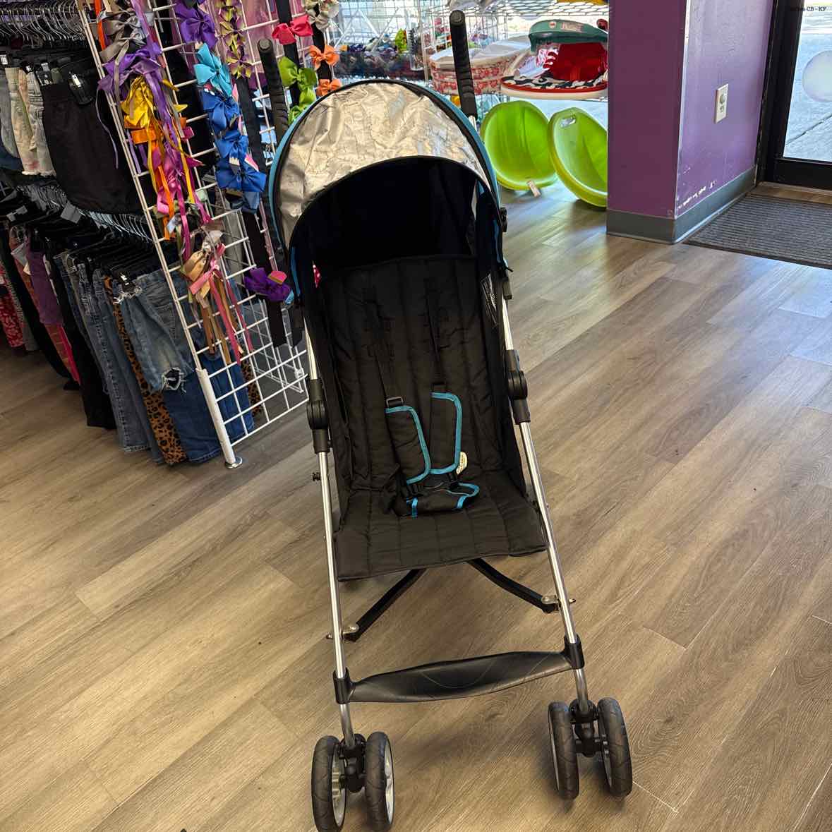 Summer Infant Black/Blue Lightweight Stroller