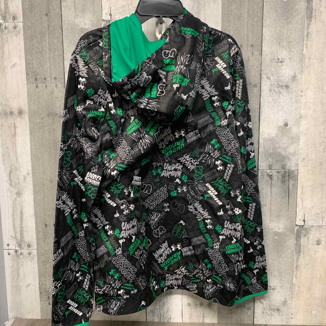 Size XLarge Black/Green Sport Brand Pull Over