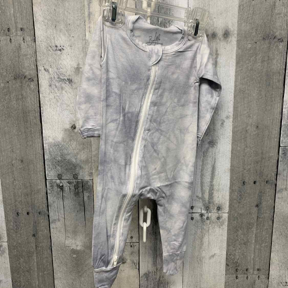 Size 0-3 Months Gray Print Little Buggins Romper