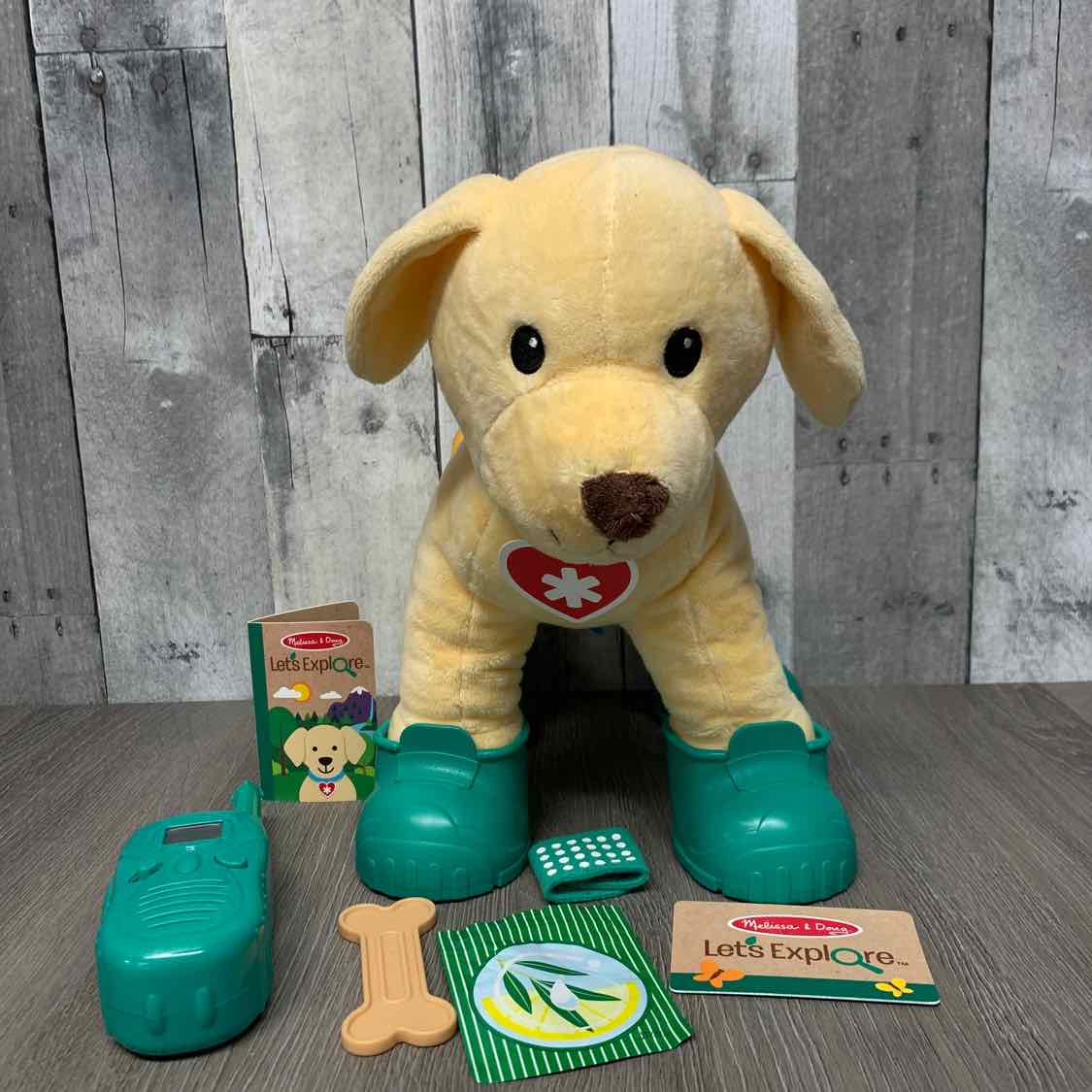 Melissa & Doug Tan/Green Misc Playset