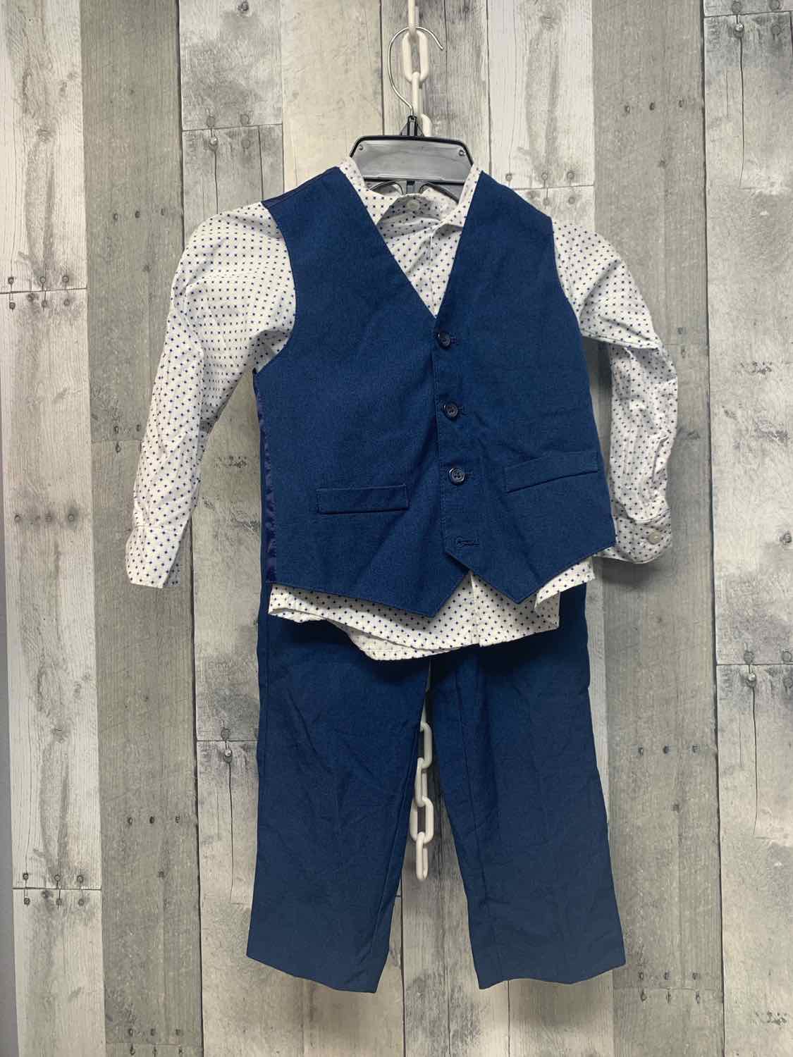 Size 4T White/Navy VanHeusen 2pc+ Suit - OodlesCB