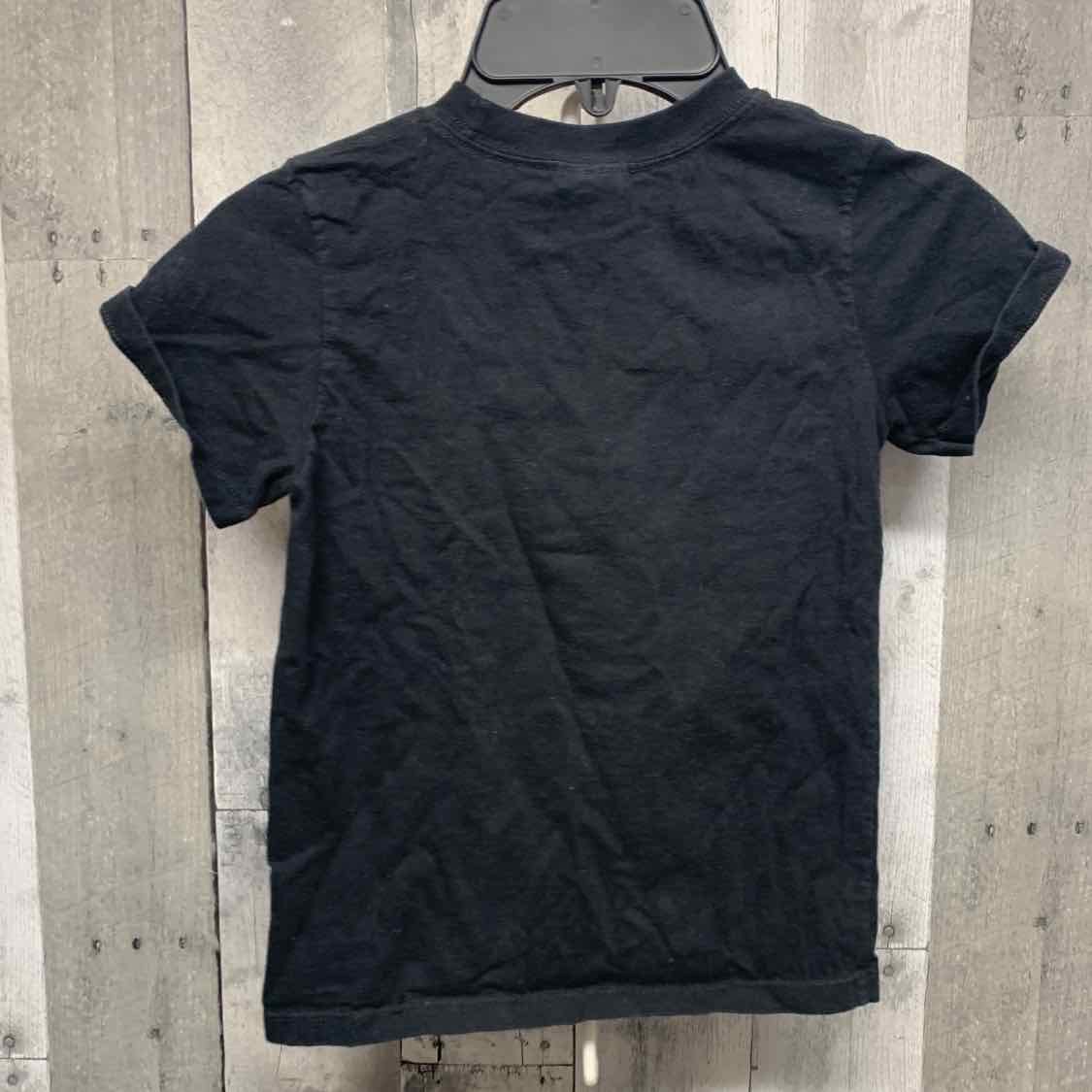 Size 4T Black Graphic B Brand T Shirt