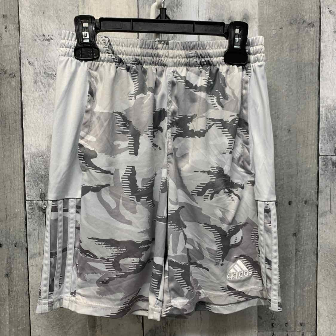 Size Medium Gray Camo Sport Brand Shorts - Athletic