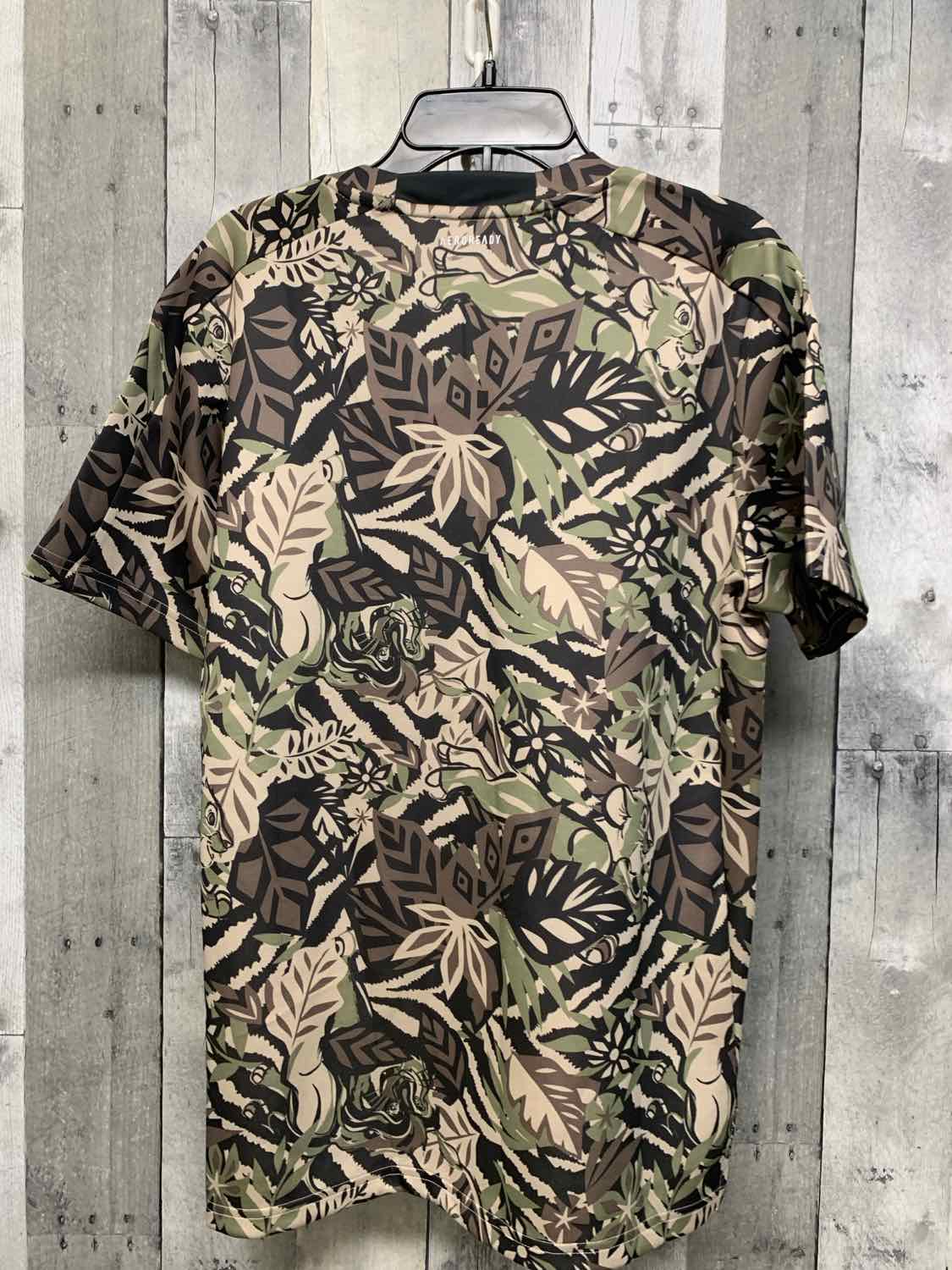 Size Large Green/Brown Sport Brand T Shirt