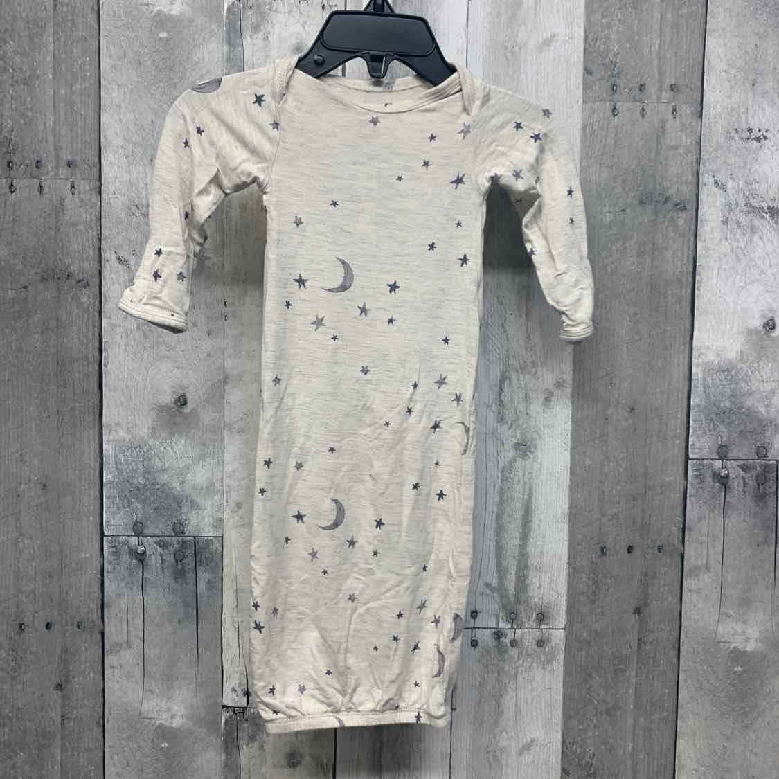 Size Newborn Gray Print Just One You Layette