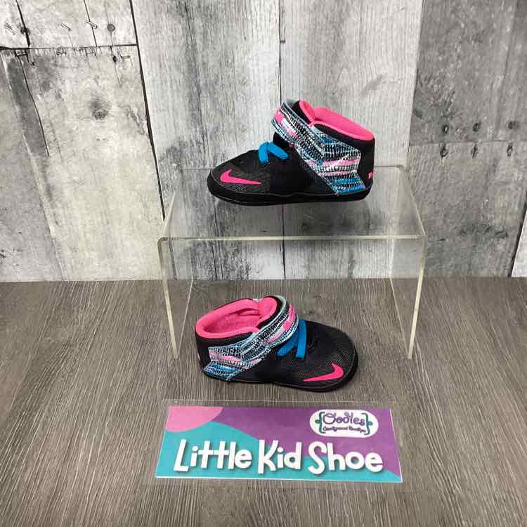 Size 3 Black/Pink Sport Brand Soft Sole Shoes