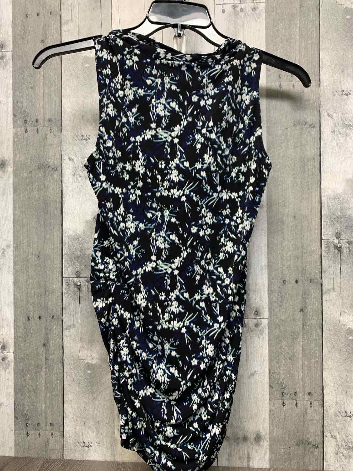 Size M Black A Pea in the Pod Tank Top