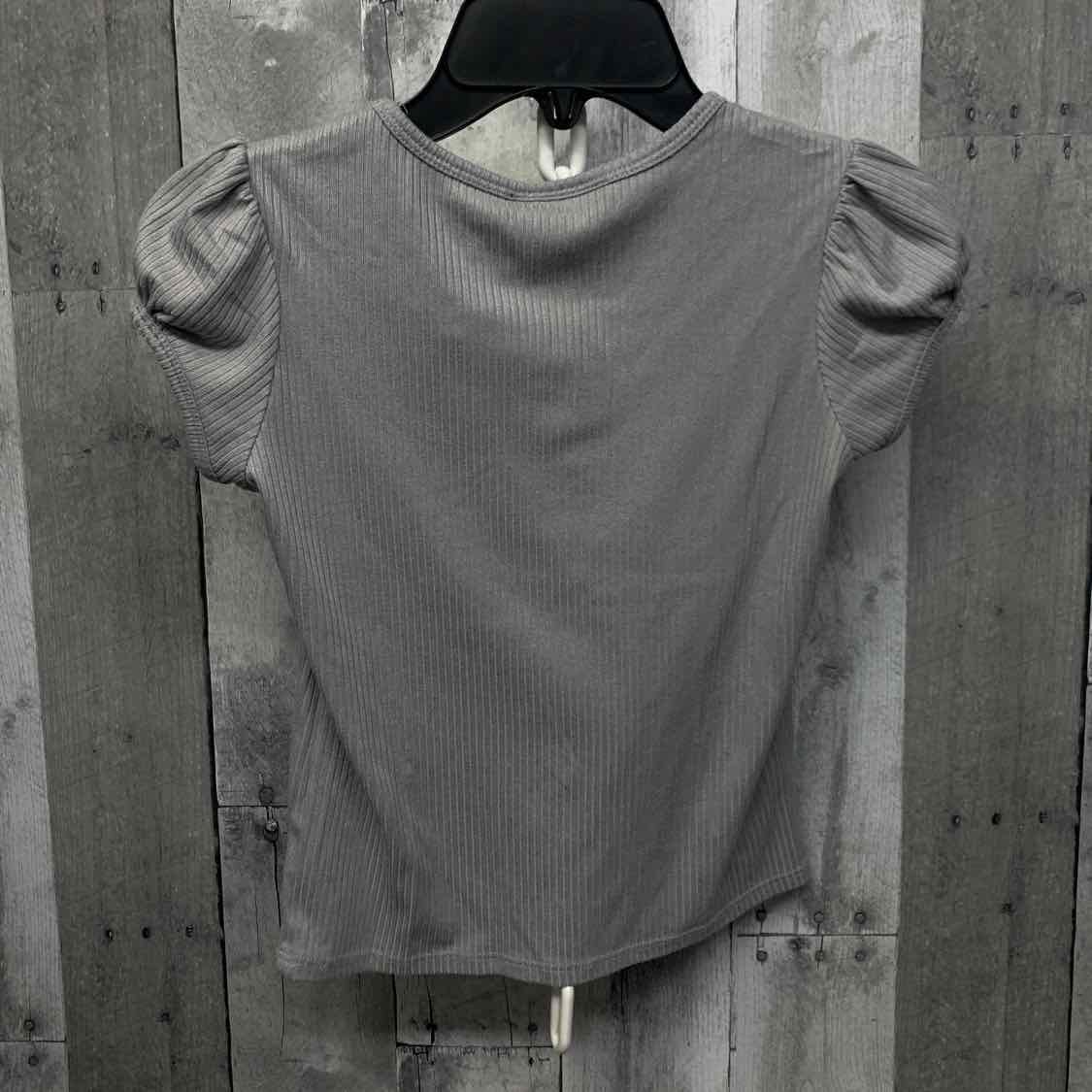 Size 6 Gray Graphic Beautees T Shirt
