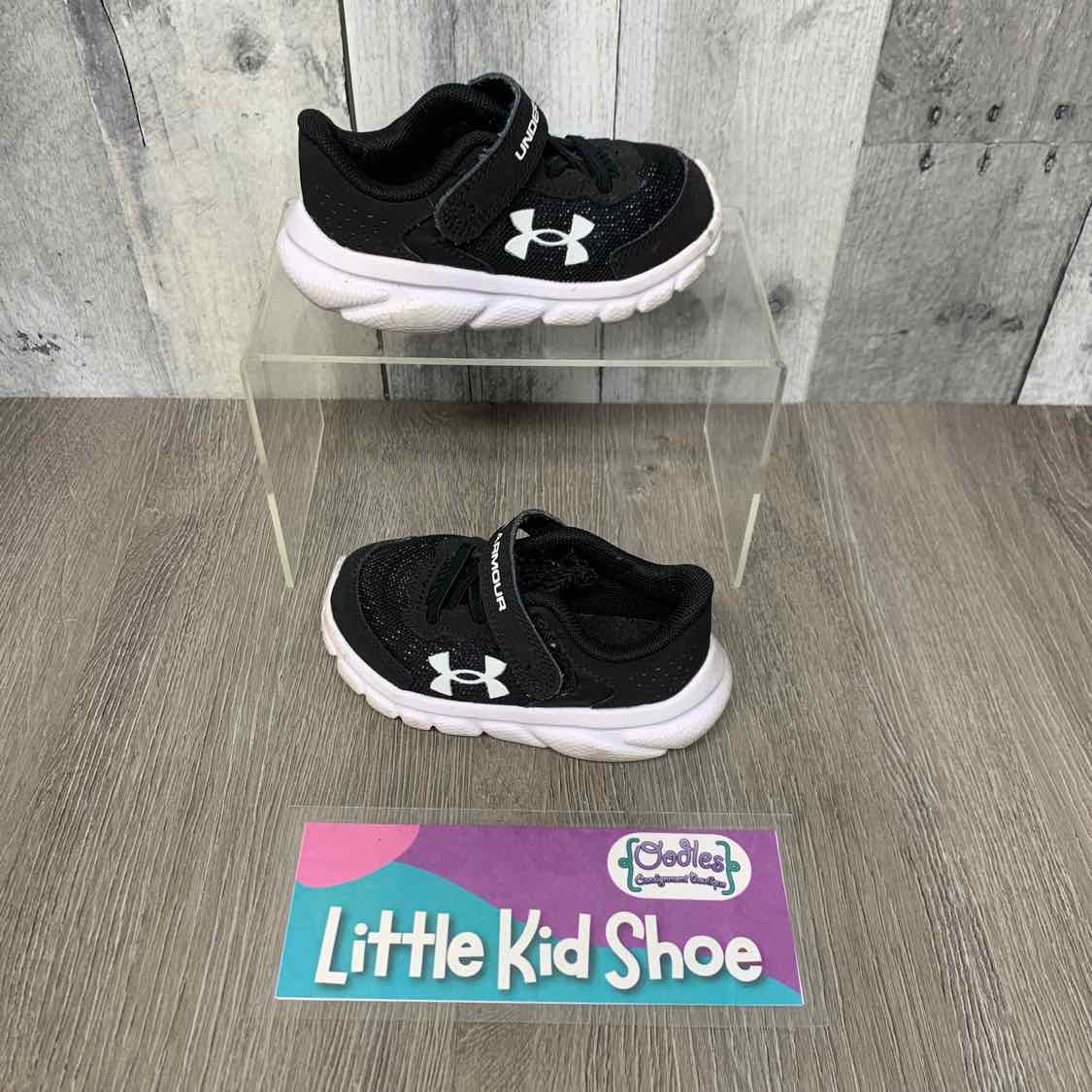 Size 5 Black Sport Brand Sneakers