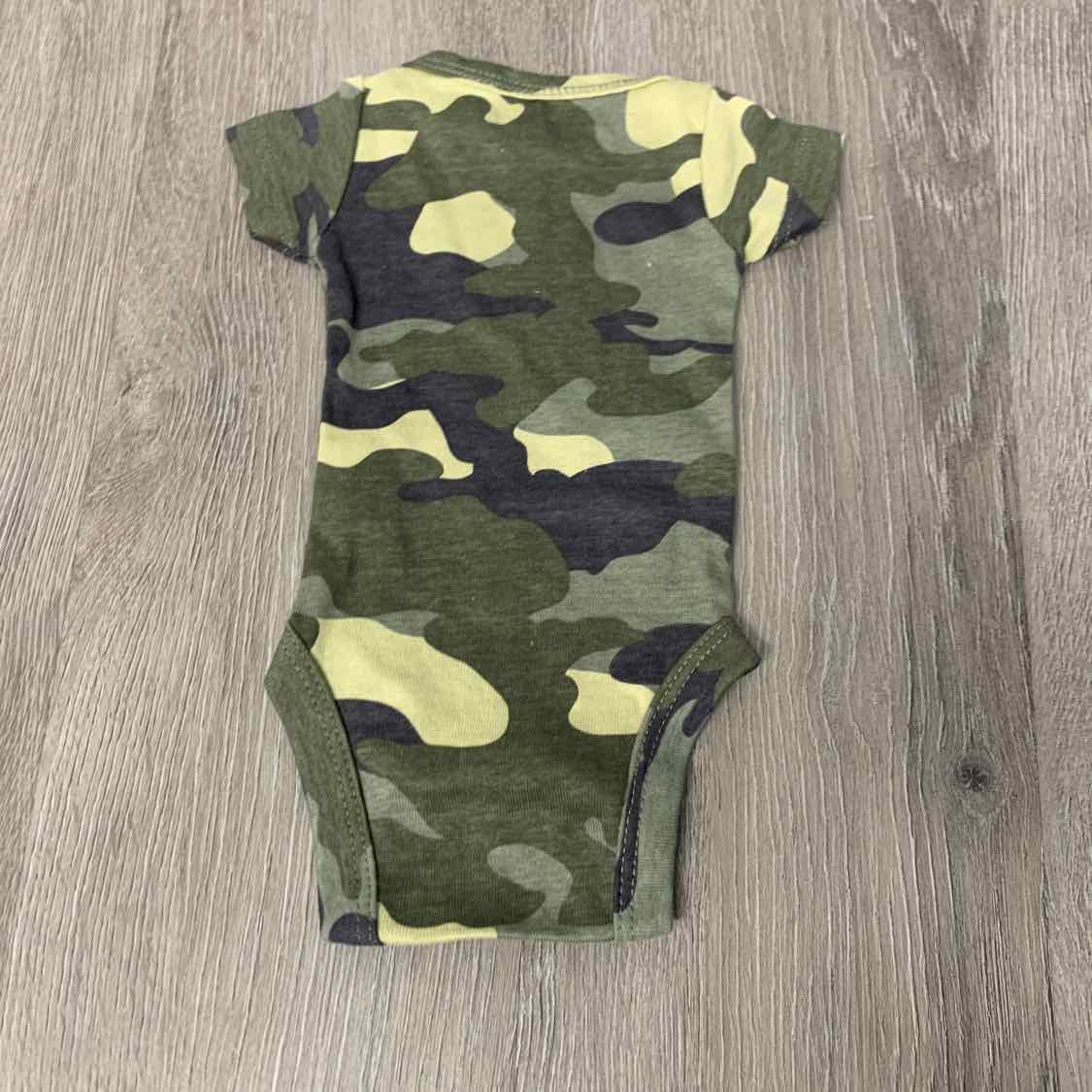 Size Preemie Green Camo Gerber Bodysuit