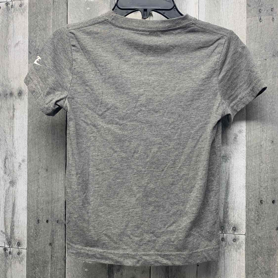 Size 7 Gray Sport Brand T Shirt