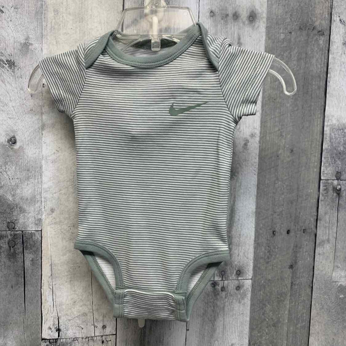 Size 3 Months Green/White Sport Brand Bodysuit