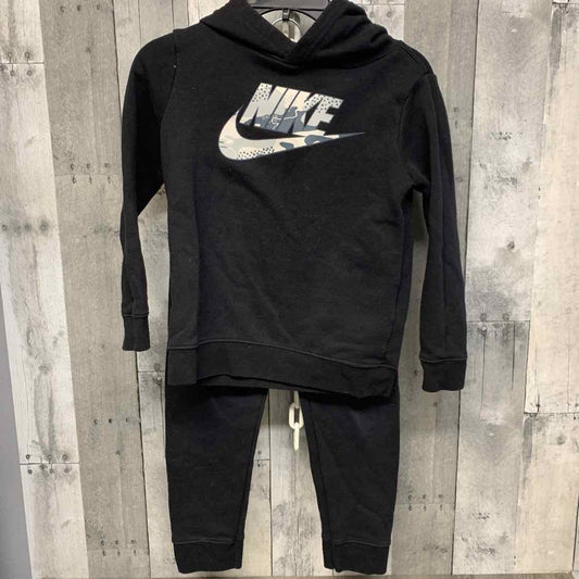 Size 7 Black/Gray Sport Brand Jacket/Pants