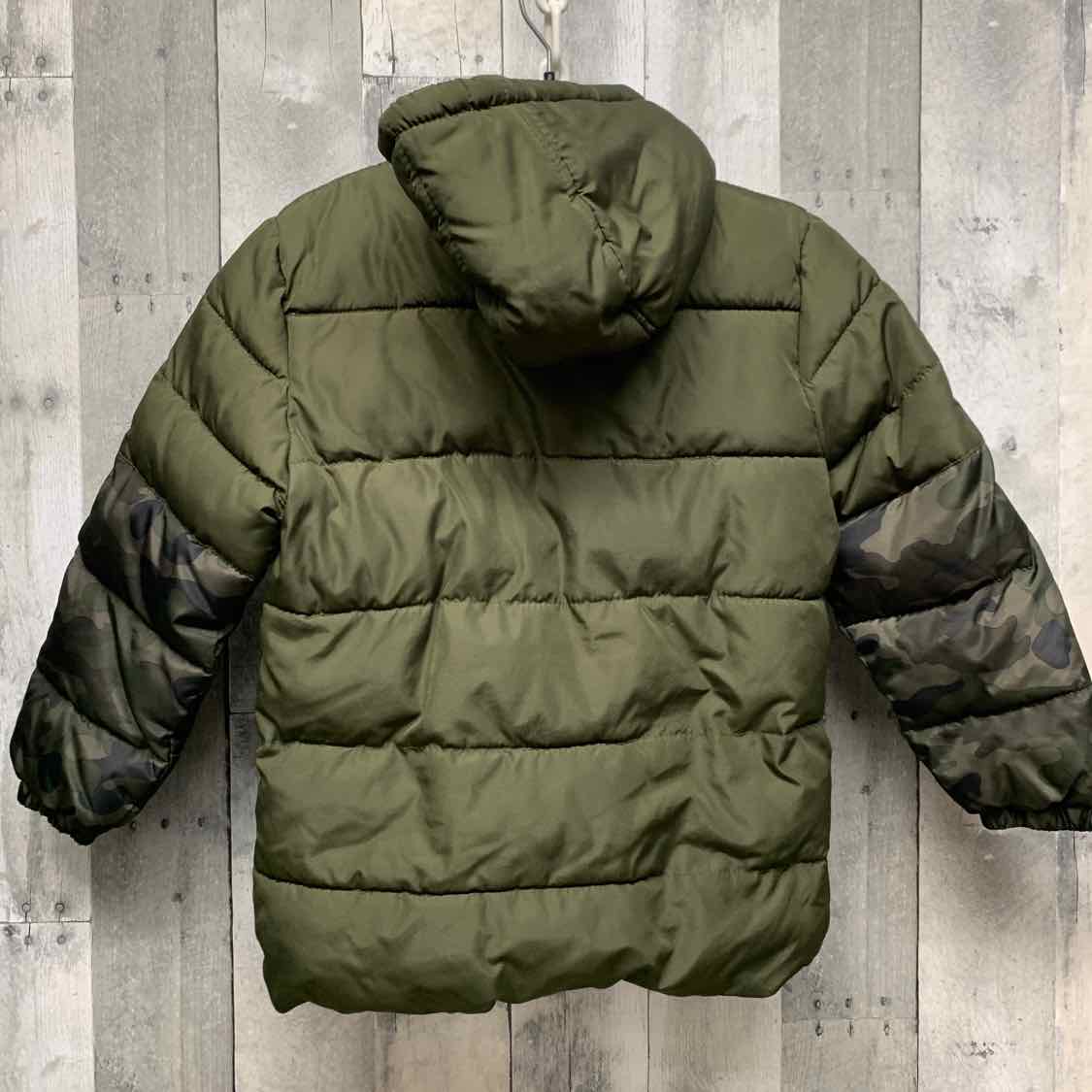 Size 6 Green Camo Extreme Snow Jacket
